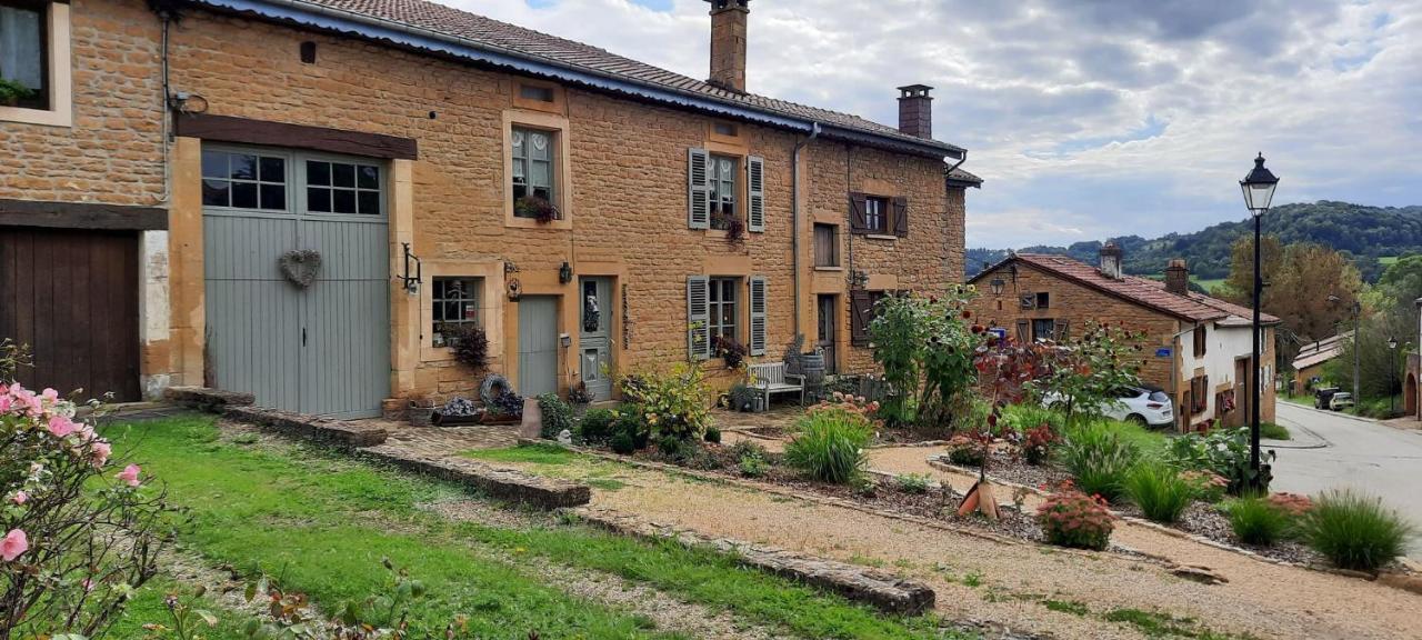Les Gites & Chambres D'Hotes De La Ferme De Rosiere Houdrigny 外观 照片